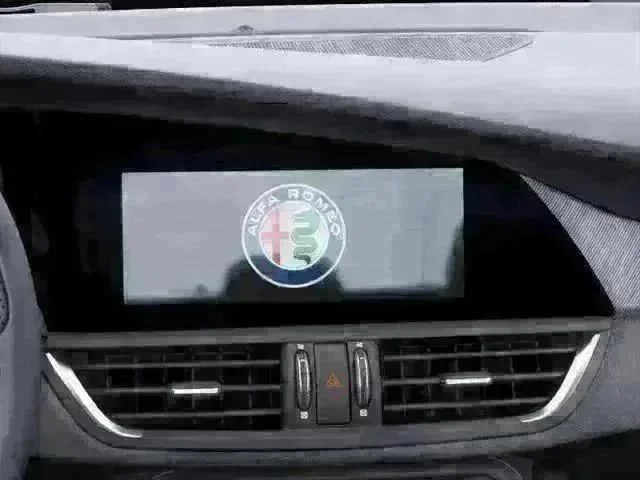 2026 Alfa Romeo Giulia Base - Photo 10