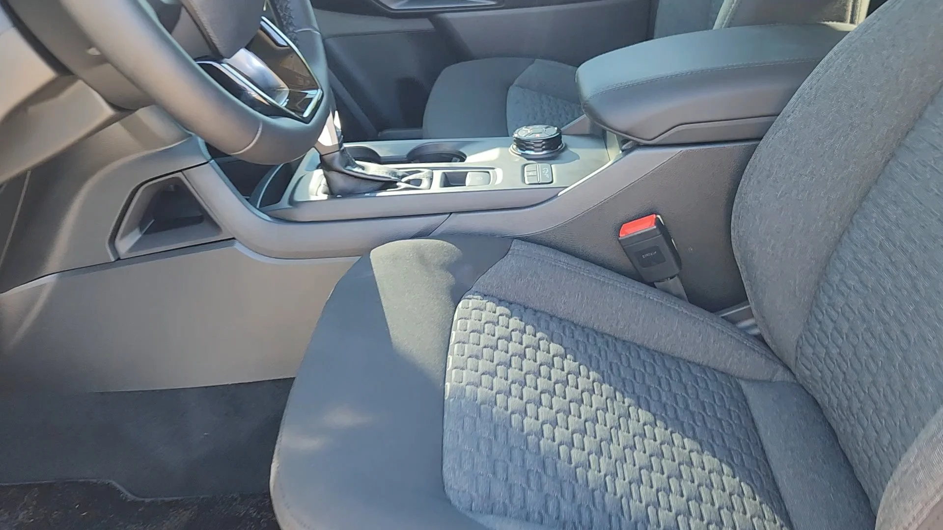 New 2026 Oxford White Ford XLT image 28
