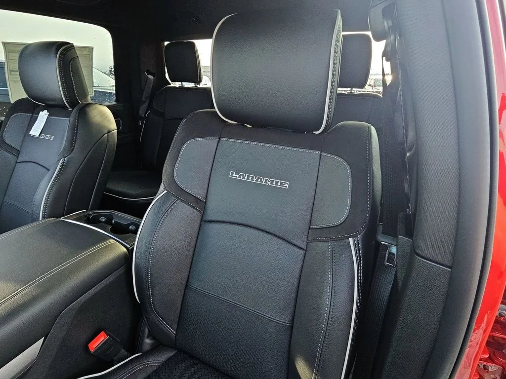 2026 RAM 2500 Laramie - Photo 32