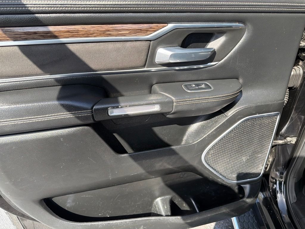 Used 2019 Black Ram Laramie image 12