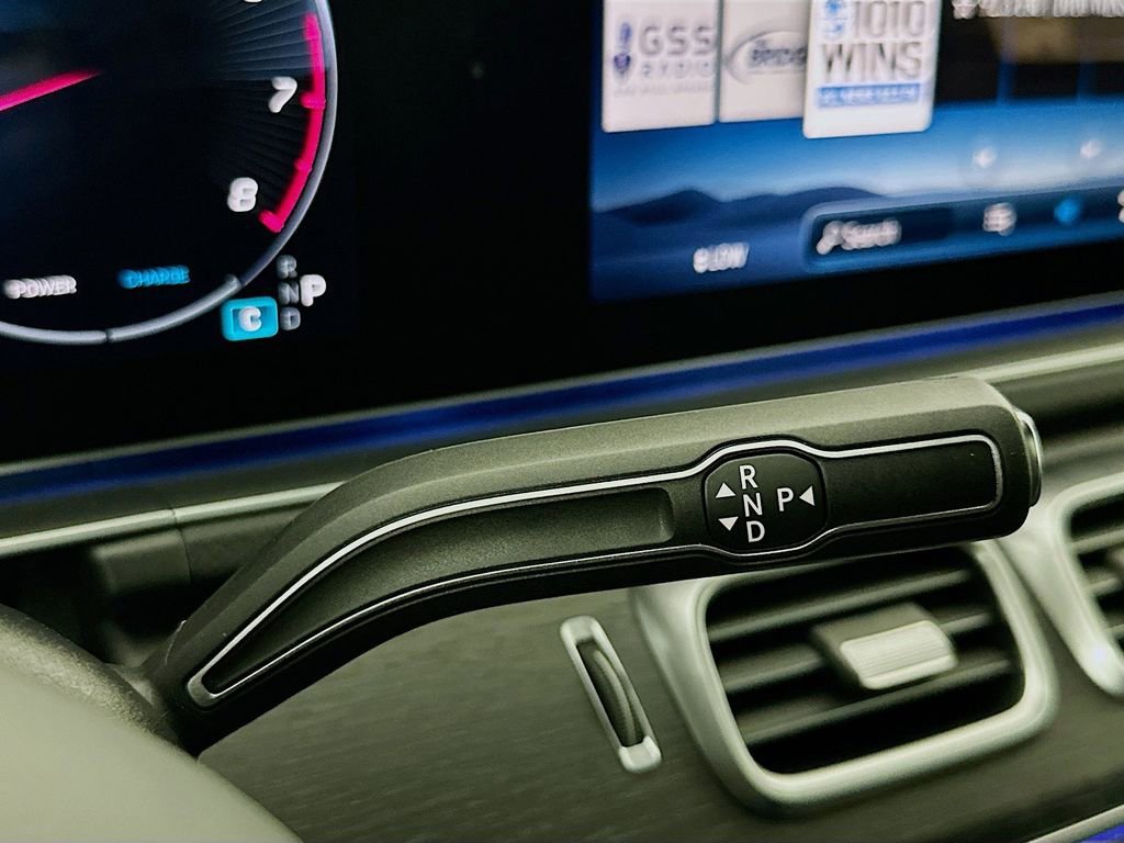 New 2026 MANUFAKTUR Alpine Grey Mercedes-Benz GLE 53 AMG® image 48