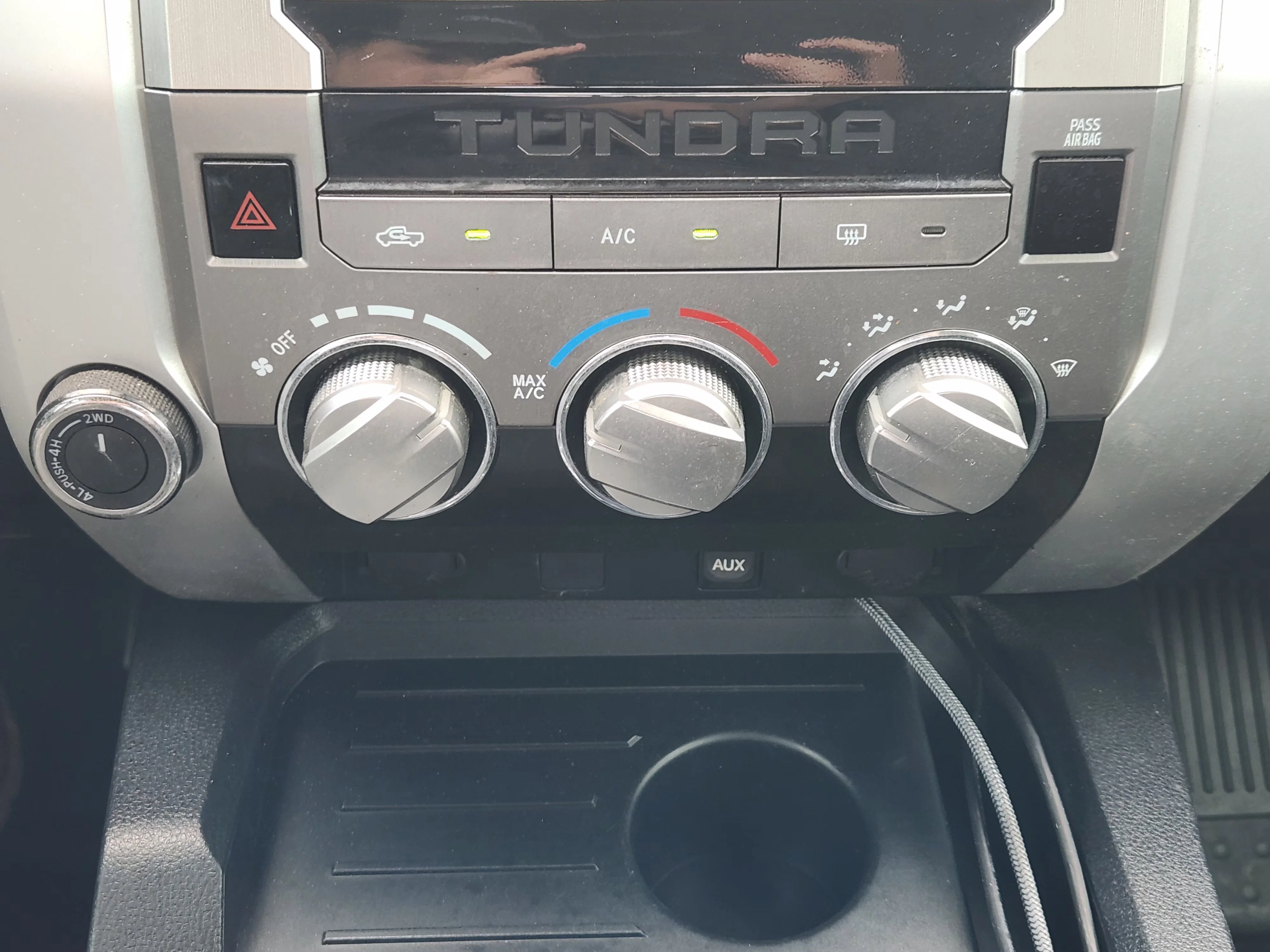 Used 2019  Toyota SR5 image 21