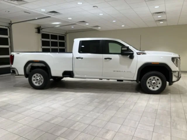 2026 GMC Sierra 3500HD Pro - Photo 6