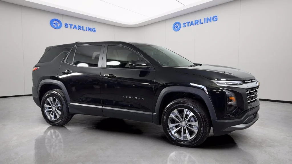 Used 2026 Mosaic Black Metallic Chevrolet LT image 14
