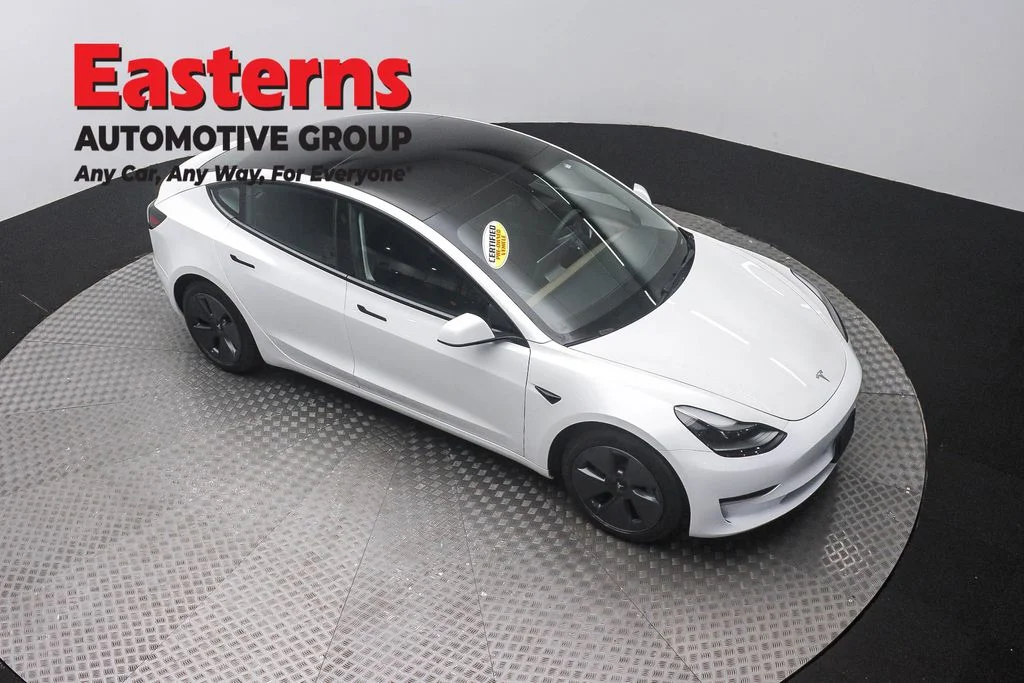 Used 2023 White Tesla Base image 3