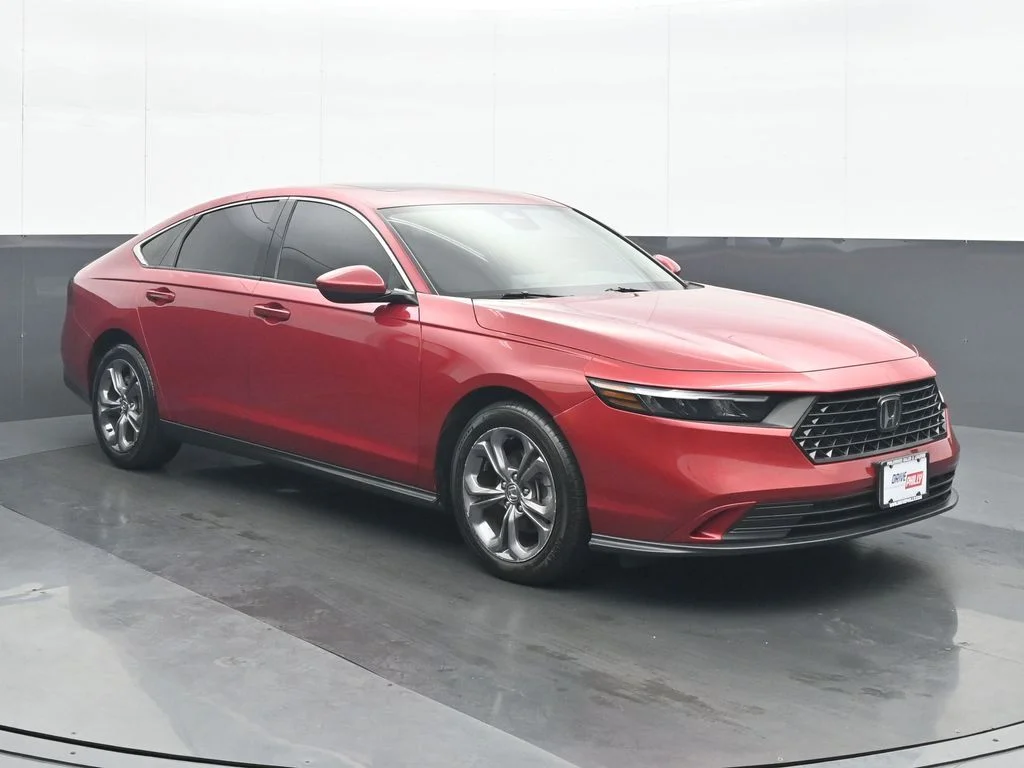 Used 2024  Honda EX image 9