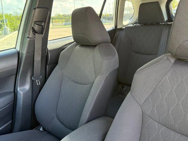 Certified Used 2026 PLATINUM WHITE PEARL MC. Toyota LE image 45