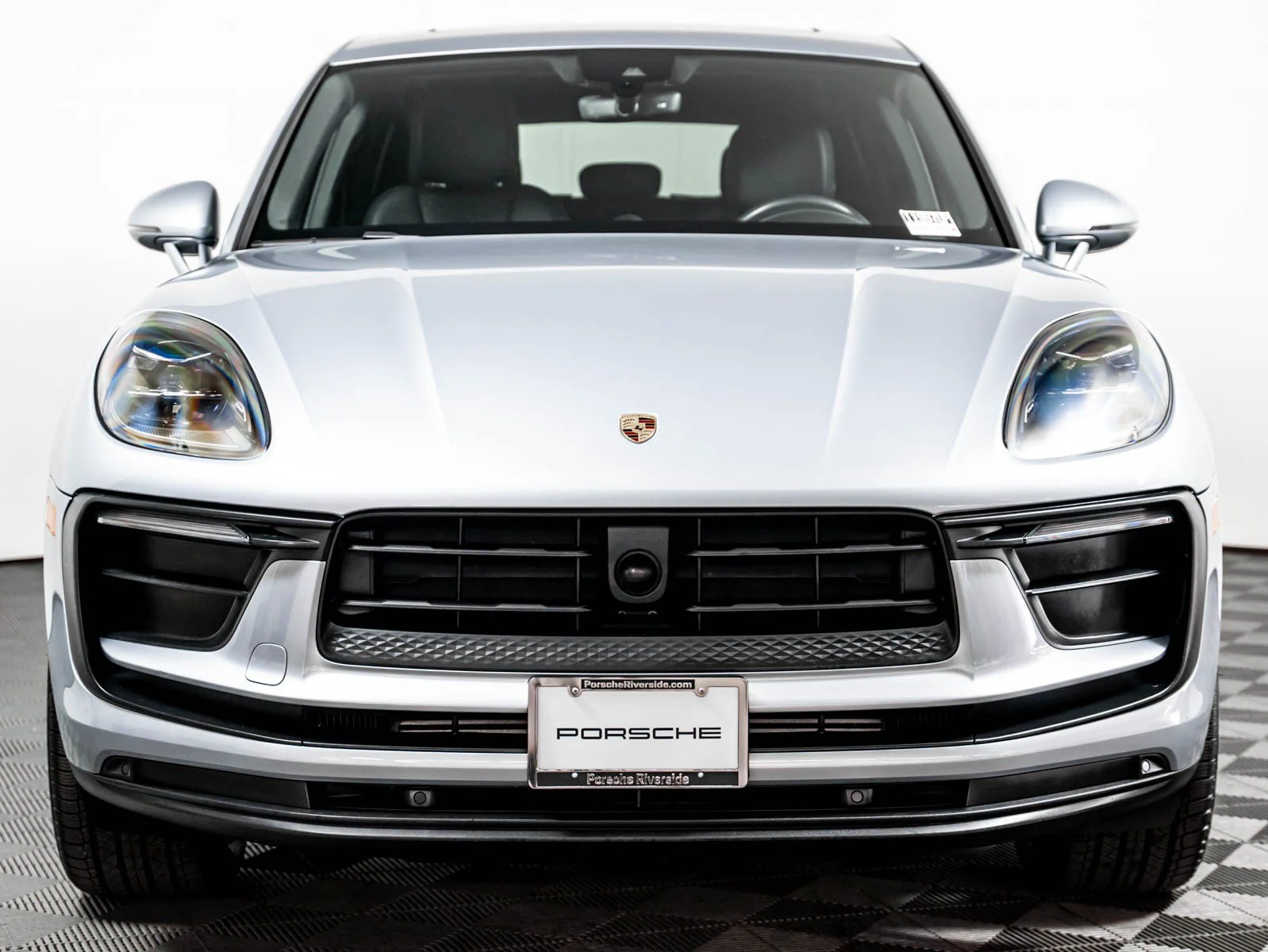 Certified Used 2023 DOLOMITE SILVER Porsche  image 7