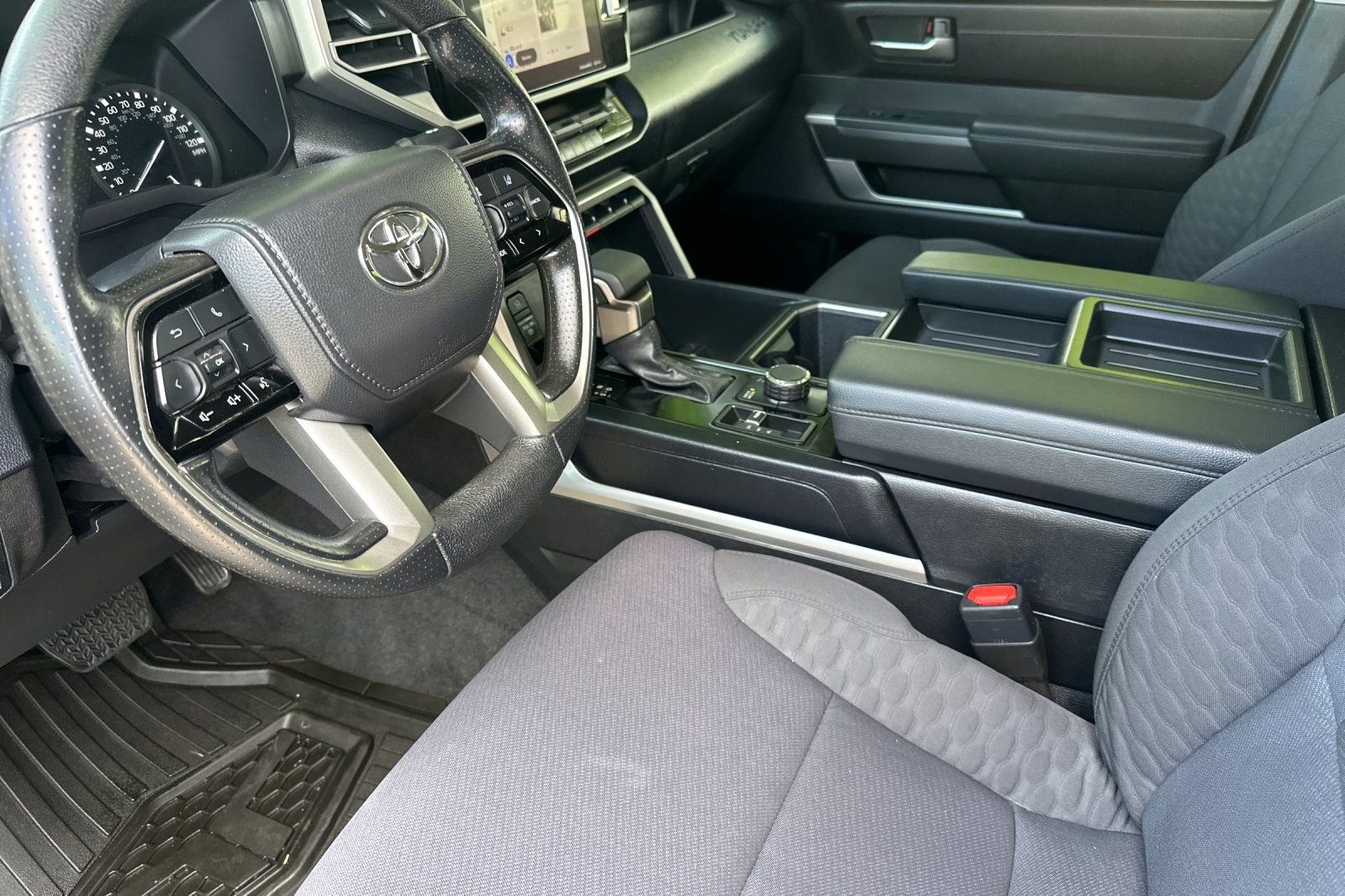 Used 2023 White Toyota SR5 image 9
