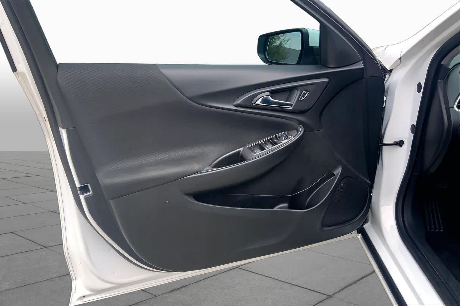 Used 2020 Summit White Chevrolet LT image 21