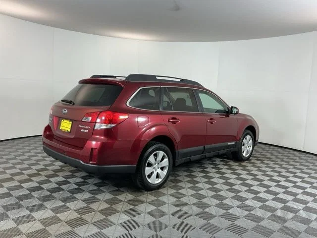 Used 2012 Red Subaru 2.5i Premium image 5