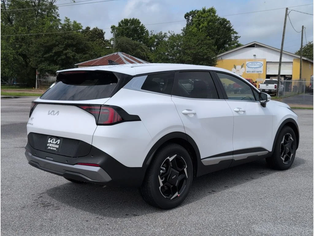 New 2026 Glacial White Pearl Kia EX image 5