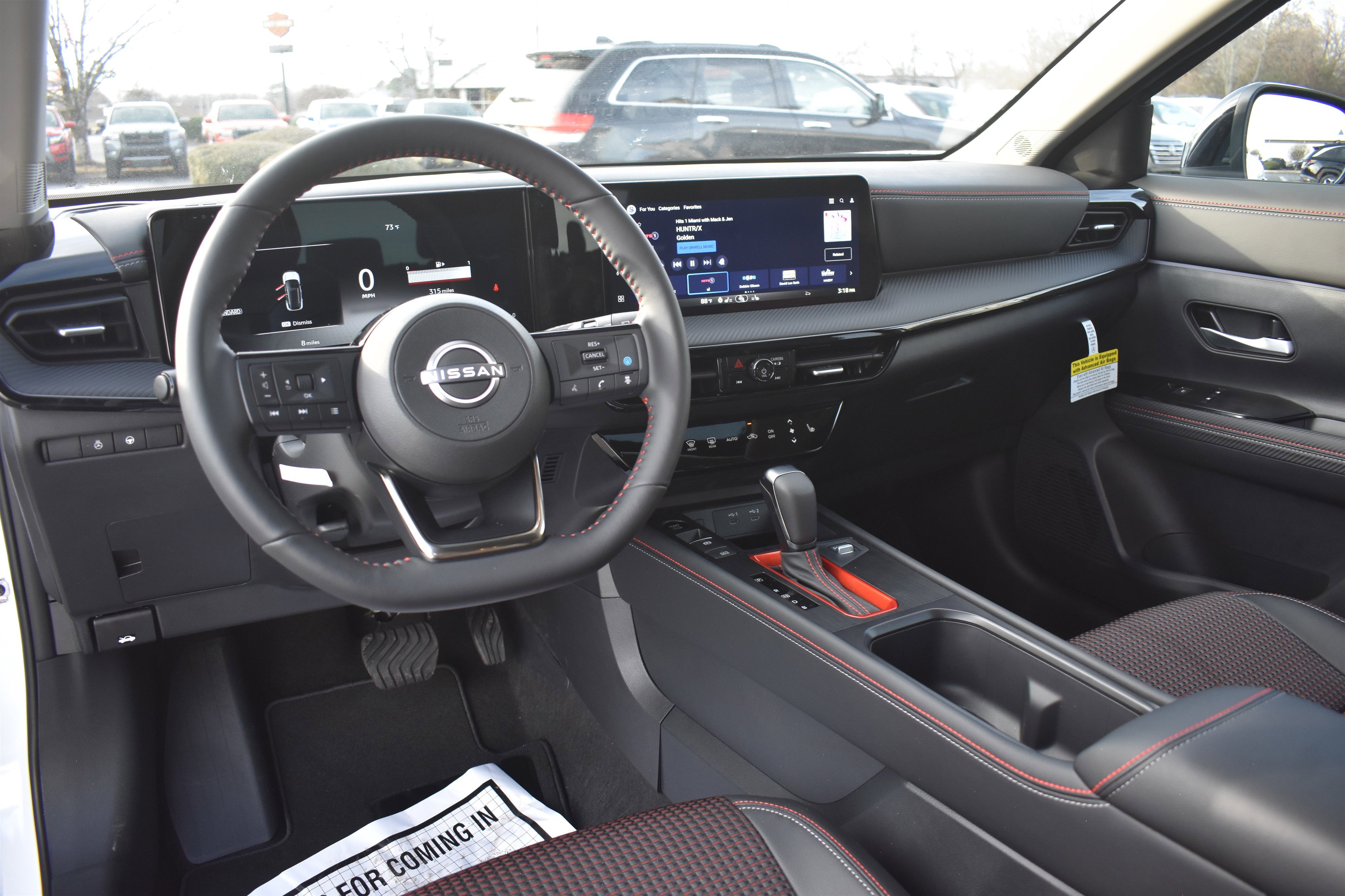 New 2026 Aspen White TriCoat / Super Black Two-tone Nissan SR image 19