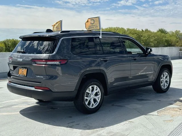 Used 2024 Gray Jeep Limited image 8