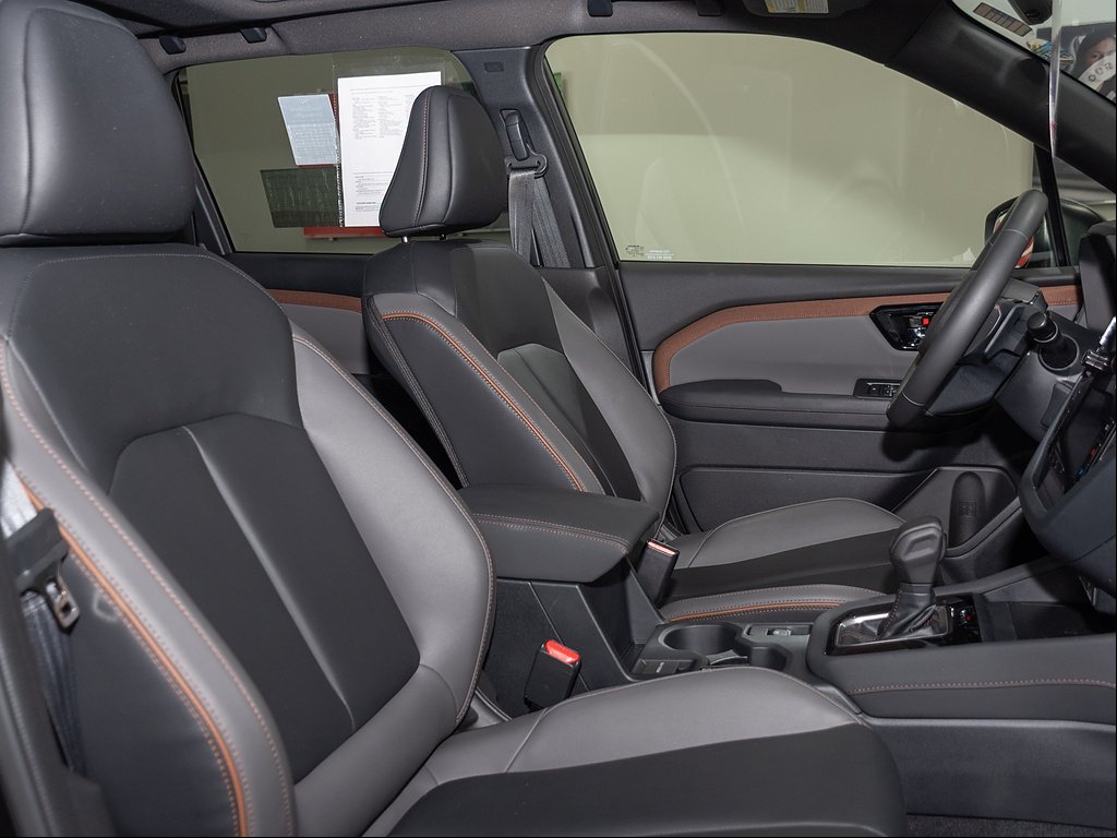 Used 2025 Crystal Black Silica Subaru Sport image 24