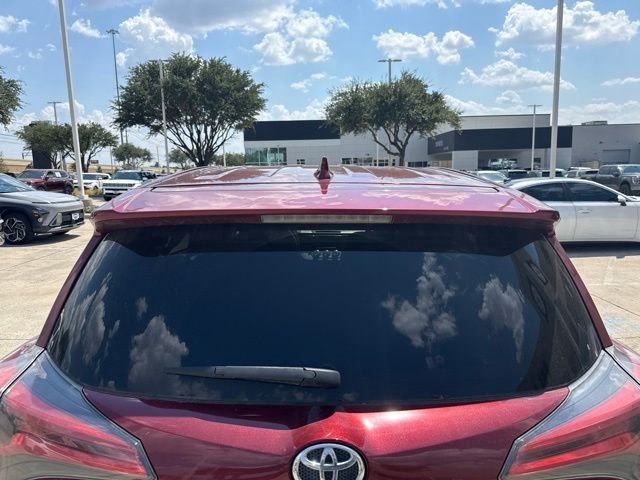 Used 2018 Blue Toyota LE image 7