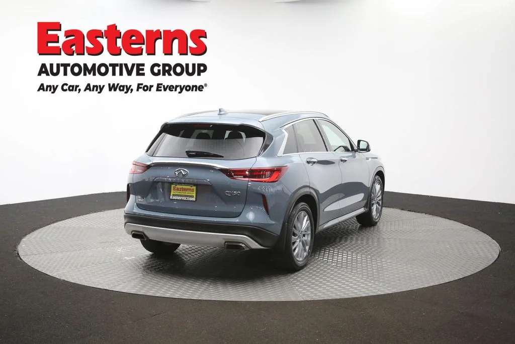 Used 2023 Gray INFINITI LUXE image 42