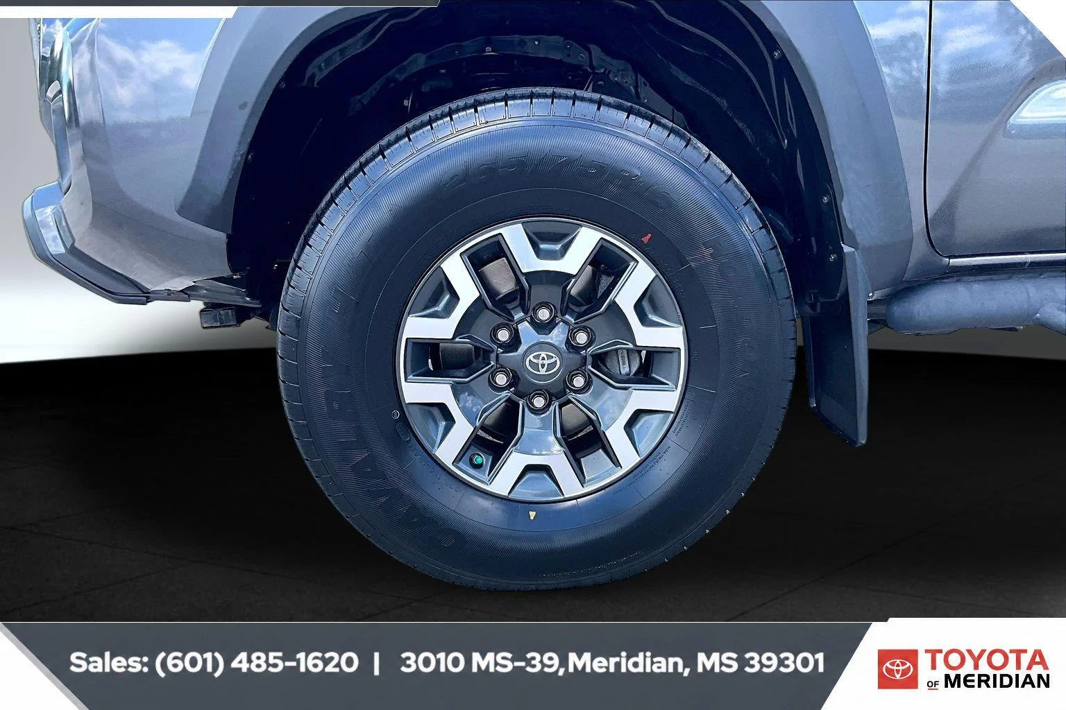 Used 2018 Magnetic Gray Metallic Toyota TRD Off-Road image 7