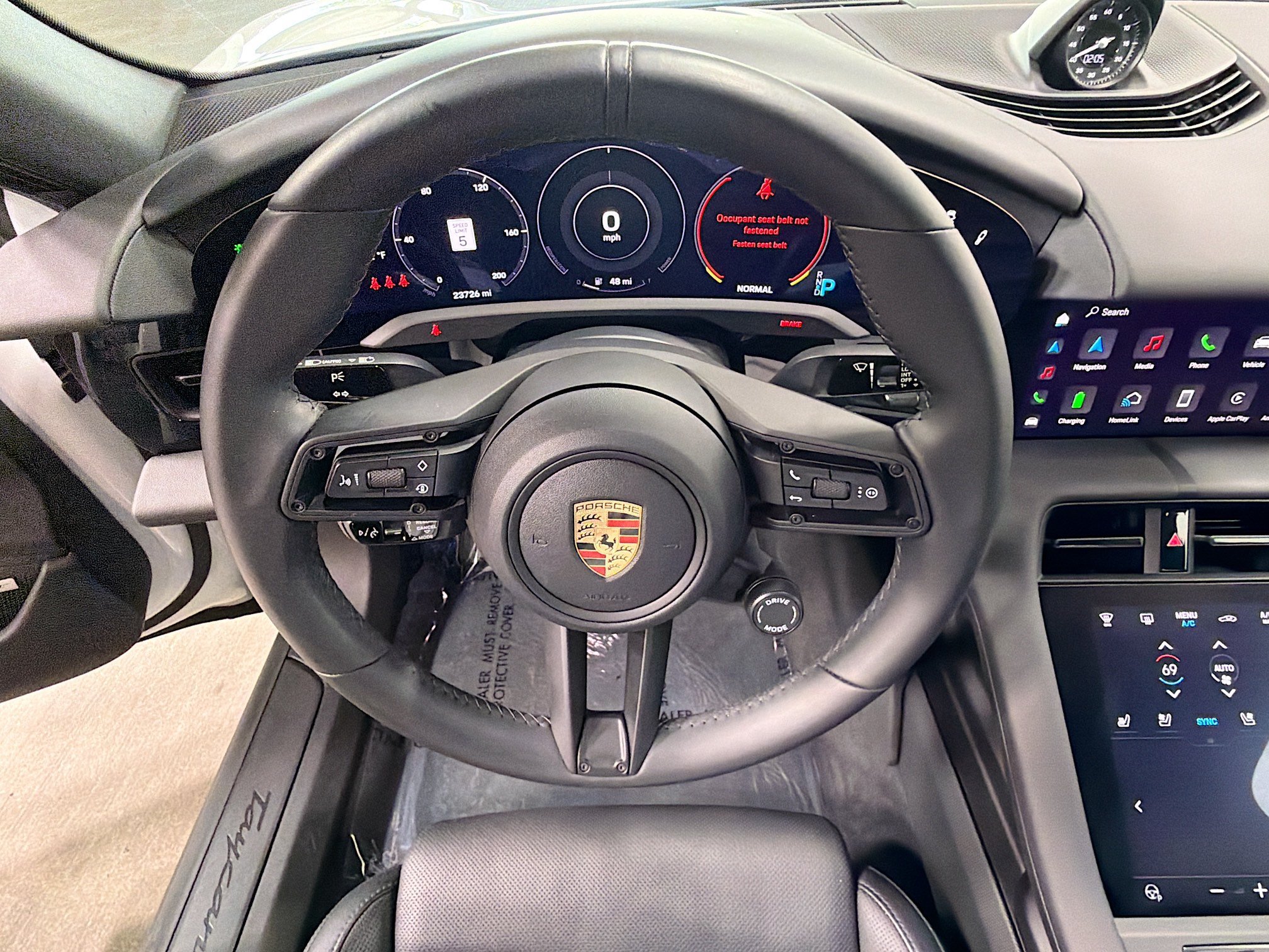 Certified Used 2023 Carrara White Metallic Porsche  image 37