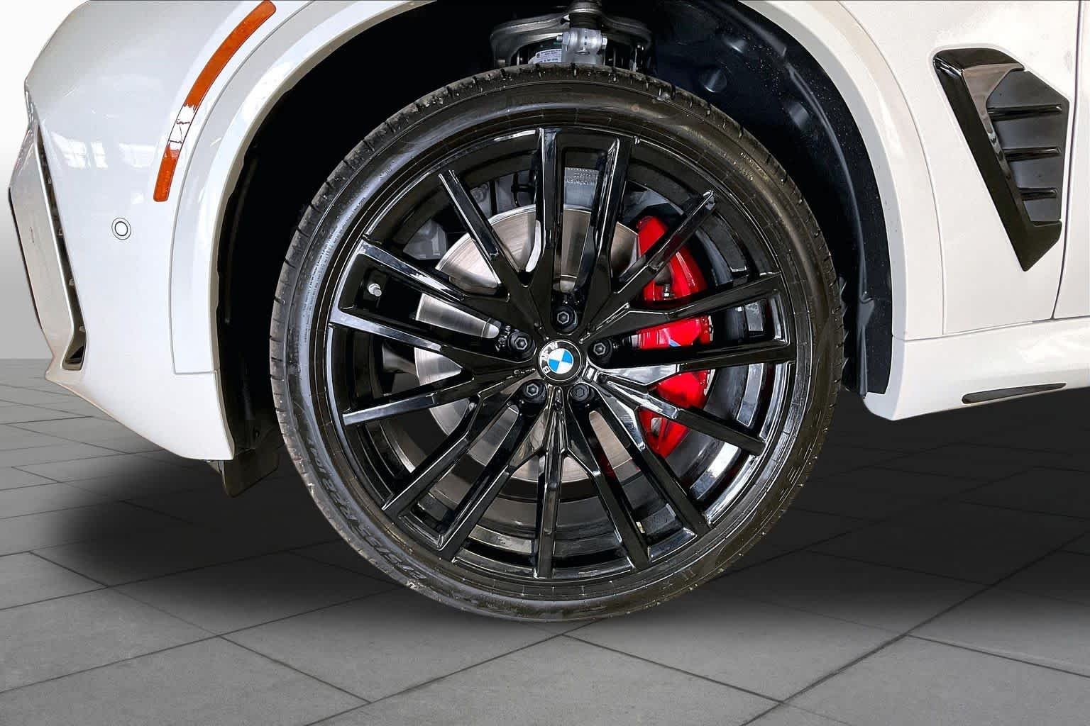 New 2026 Mineral White Metallic BMW M60i image 11