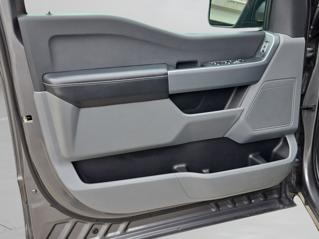 2023 Ford F-150 XLT - Photo 28