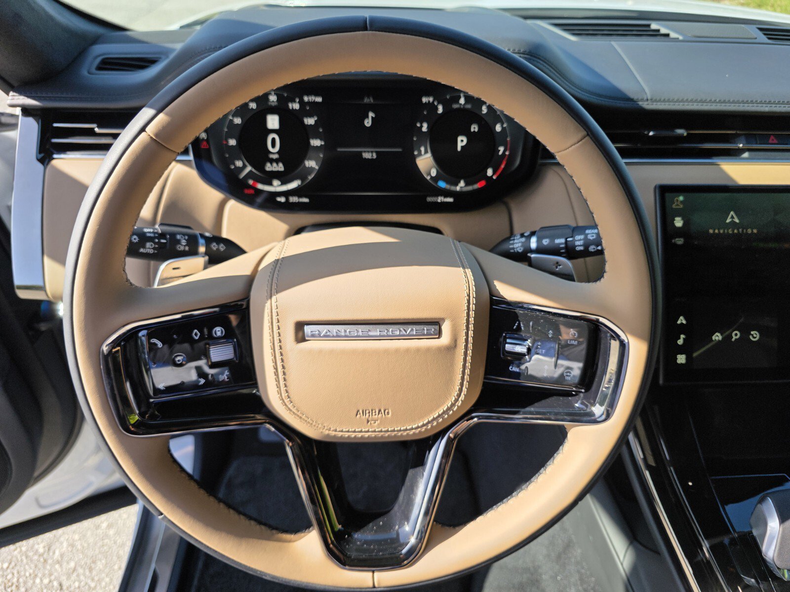 New 2026 Fuji White LAND ROVER Autobiography image 15