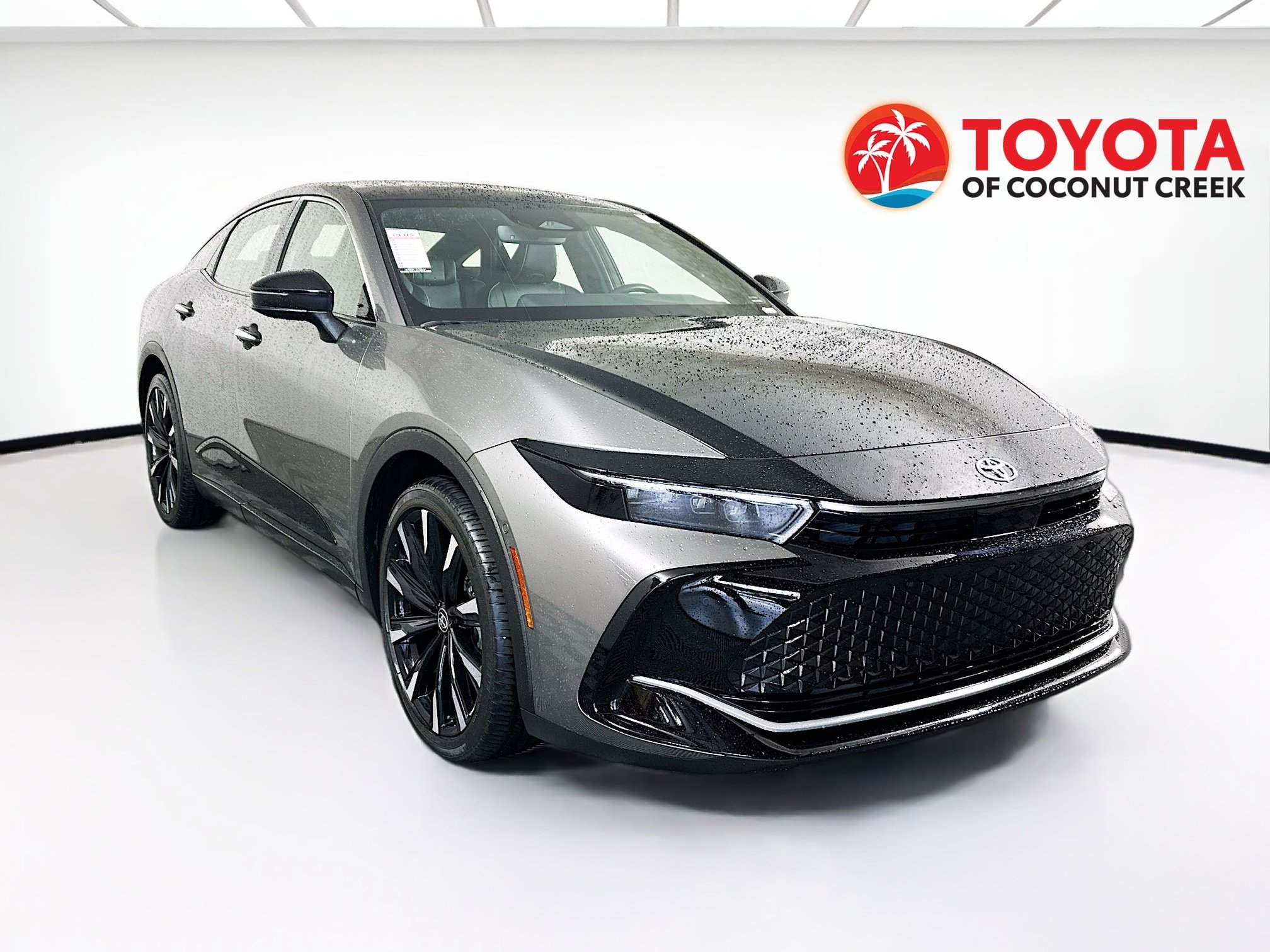 2024 Toyota Crown thumbnail 3