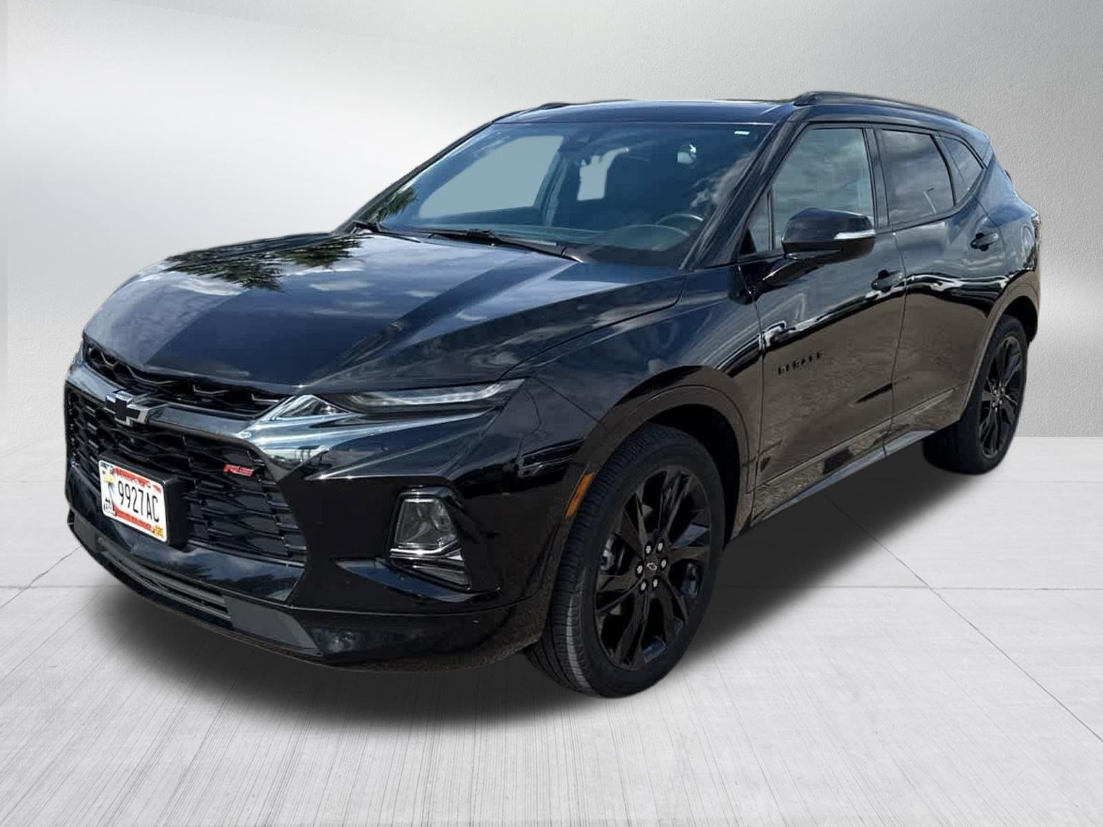 Used 2021 BLACK Chevrolet RS image 3