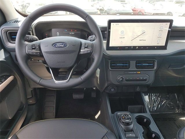 New 2025 Carbonized Gray Metallic Ford Lobo™ image 4