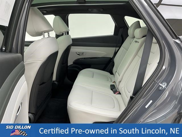 Used 2024 Diamond Black Crystal Pearlcoat Jeep Limited image 18
