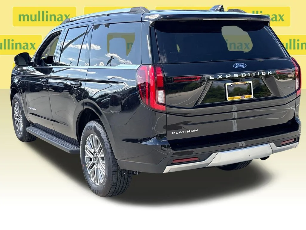 New 2026 Black Ford Platinum image 10