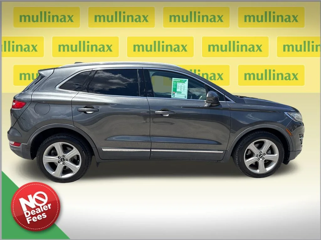Used 2018 Lincoln MKC Base/Premiere with VIN 5LMCJ1C99JUL19233 for sale in Lake Park, FL