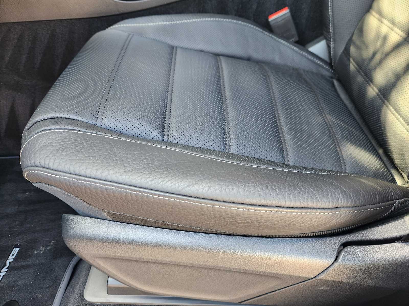 Certified Used 2026 Obsidian Black Metallic Mercedes-Benz GLS 450 image 21