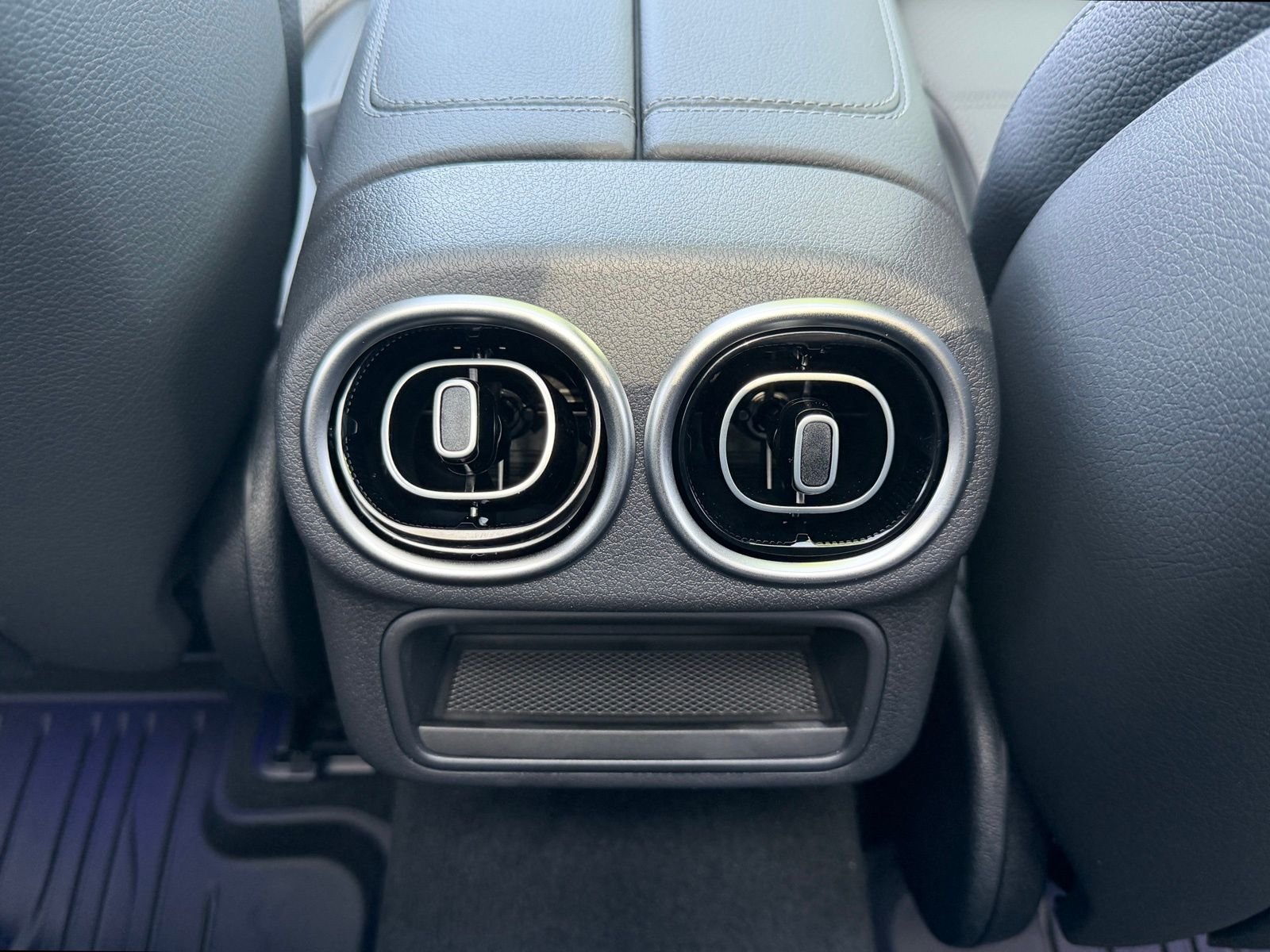 New 2026 Graphite Grey Metallic Mercedes-Benz GLC 300 image 16