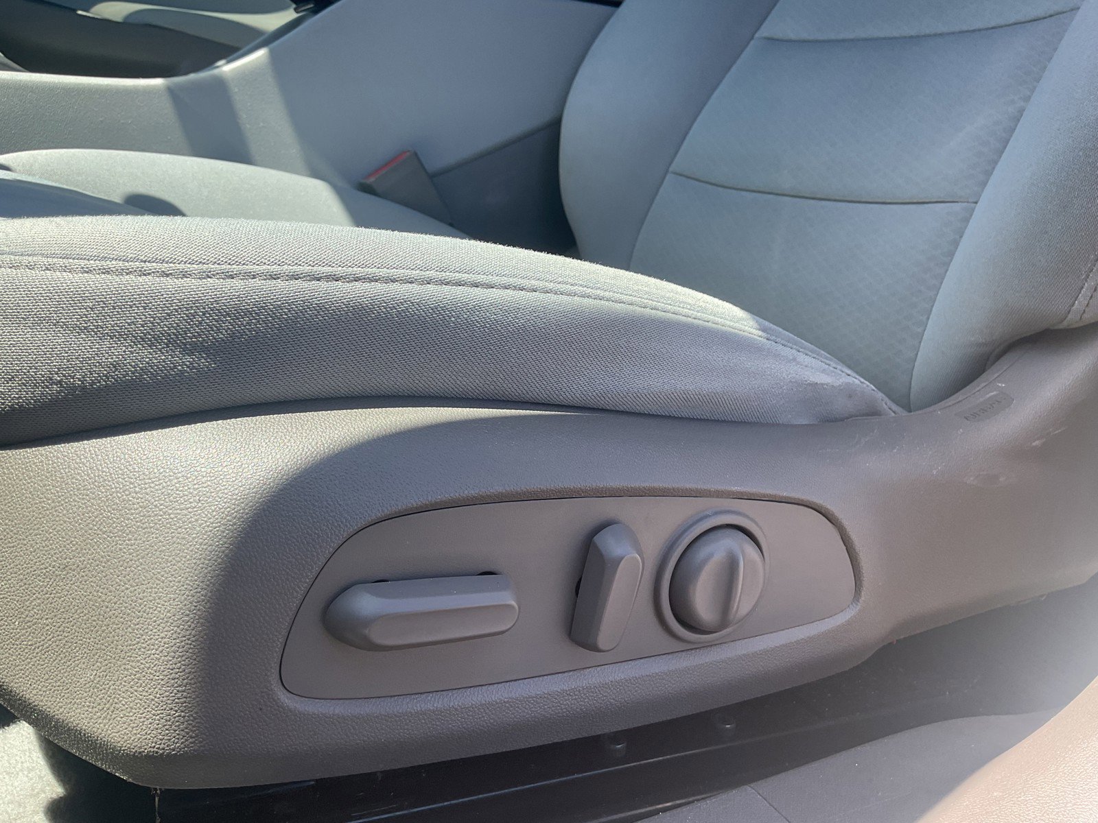 Used 2022 Mineral Gray Metallic Chevrolet LT image 16