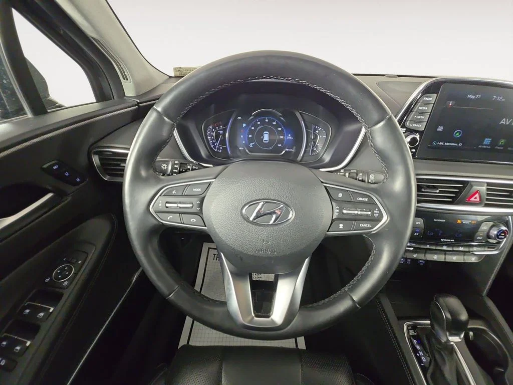 Used 2020 Green Hyundai Limited image 12