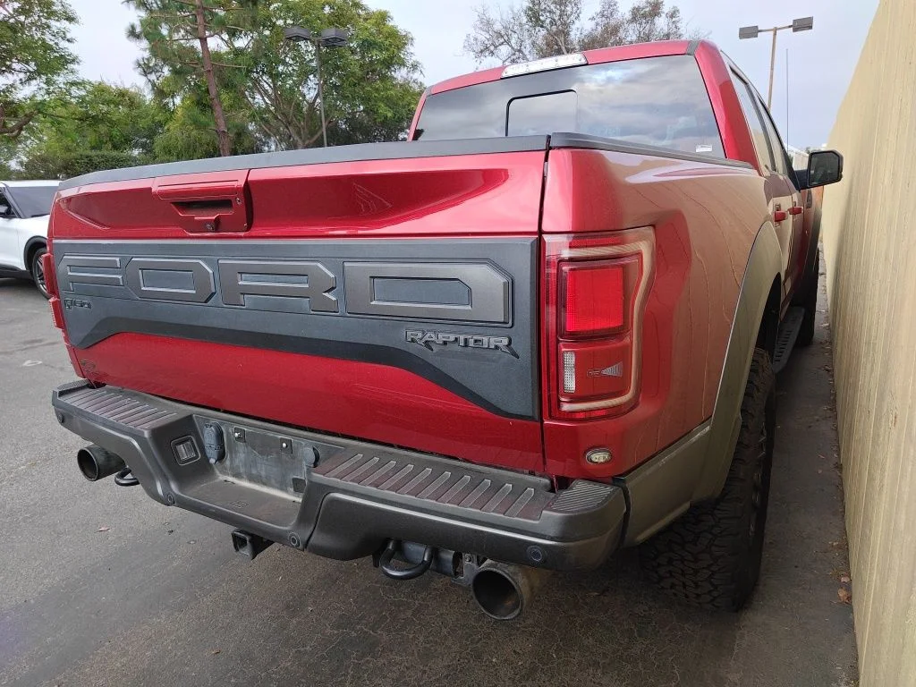 Used 2019 Red Ford Raptor image 3