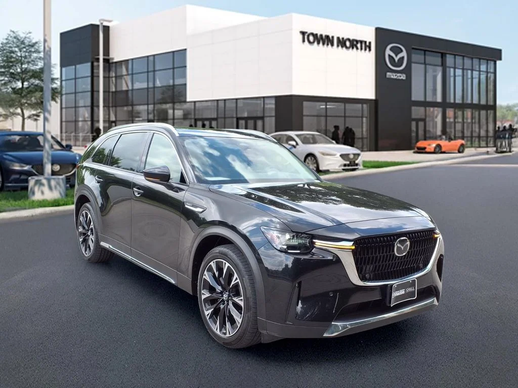2024 Mazda CX-90 PHEV Premium Package's photo