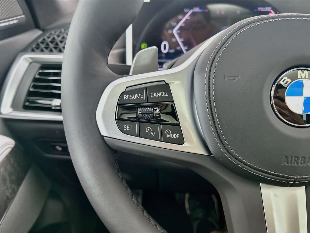 New 2026 Green Metallic BMW xDrive40i image 11