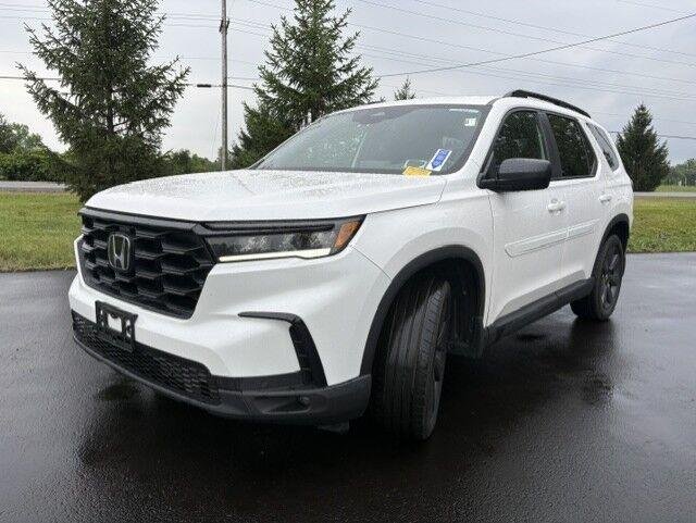 Used 2025 Platinum White Pearl Honda Sport image 6