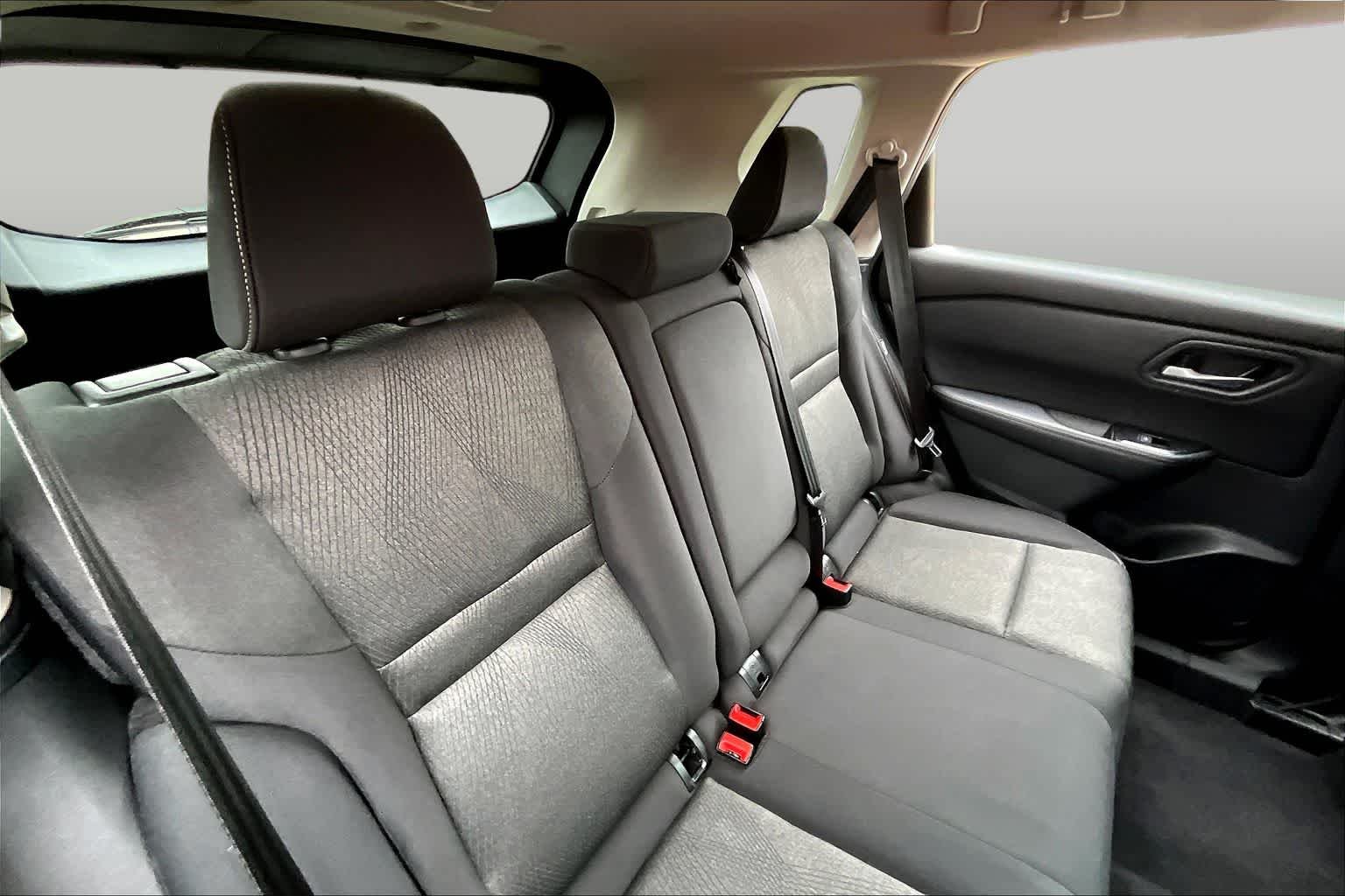 Used 2025 Brilliant Silver Metallic Nissan SV image 19