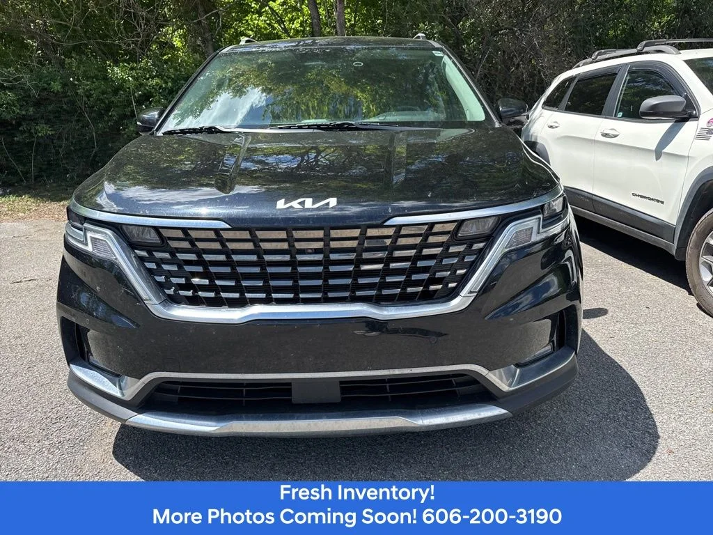 Used 2022 Black Kia SX image 2