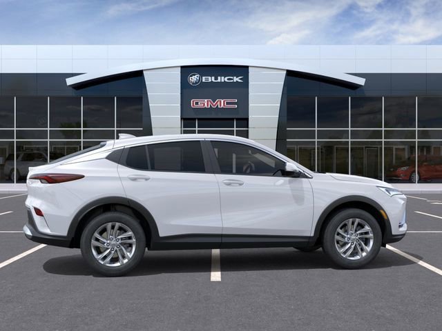 New 2026 Summit White Buick Preferred image 5