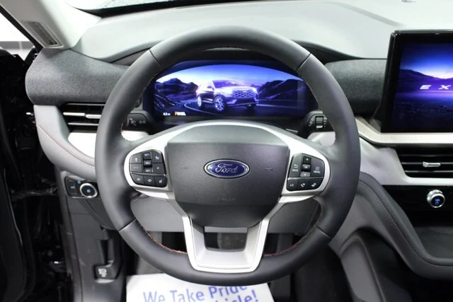 New 2026 Agate Black Metallic Ford Active image 42