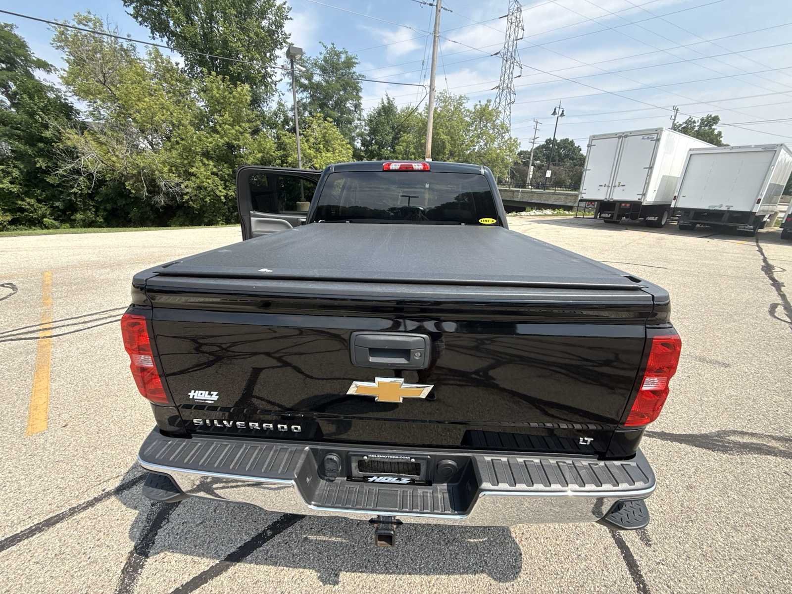 Used 2018 BLACK Chevrolet LT image 23