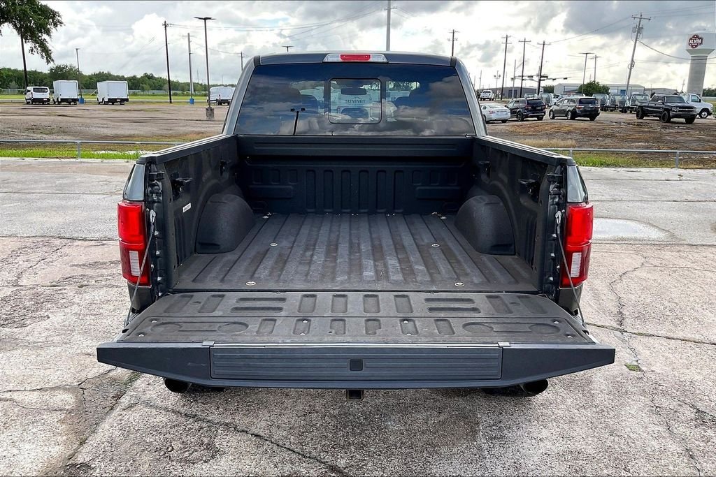 Used 2020 Magnetic Metallic Ford Lariat image 38