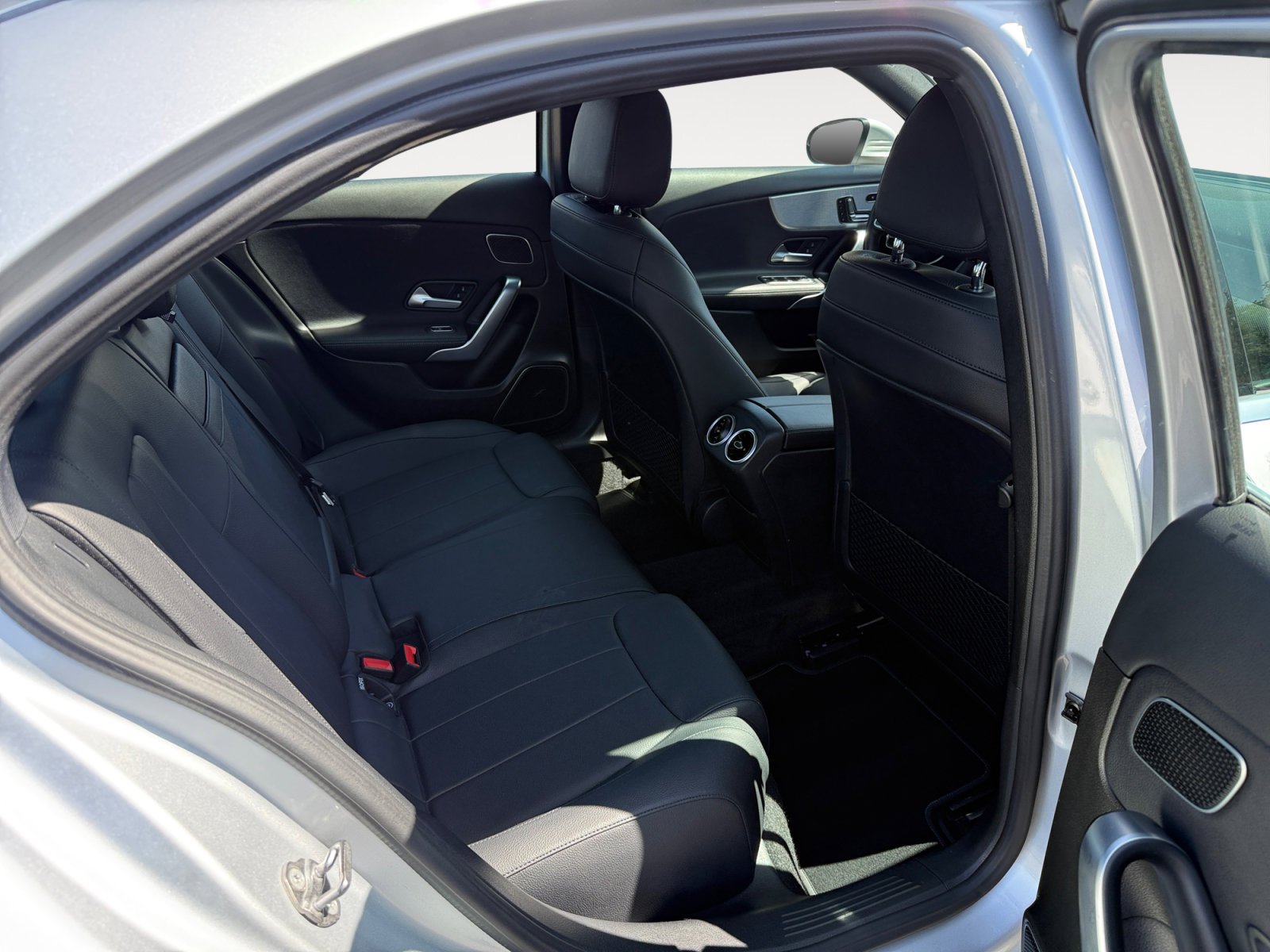 Used 2019  Mercedes-Benz A 220 image 18
