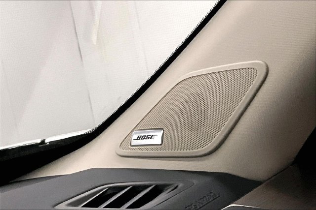 New 2025 Brilliant Silver Metallic Nissan Platinum image 28