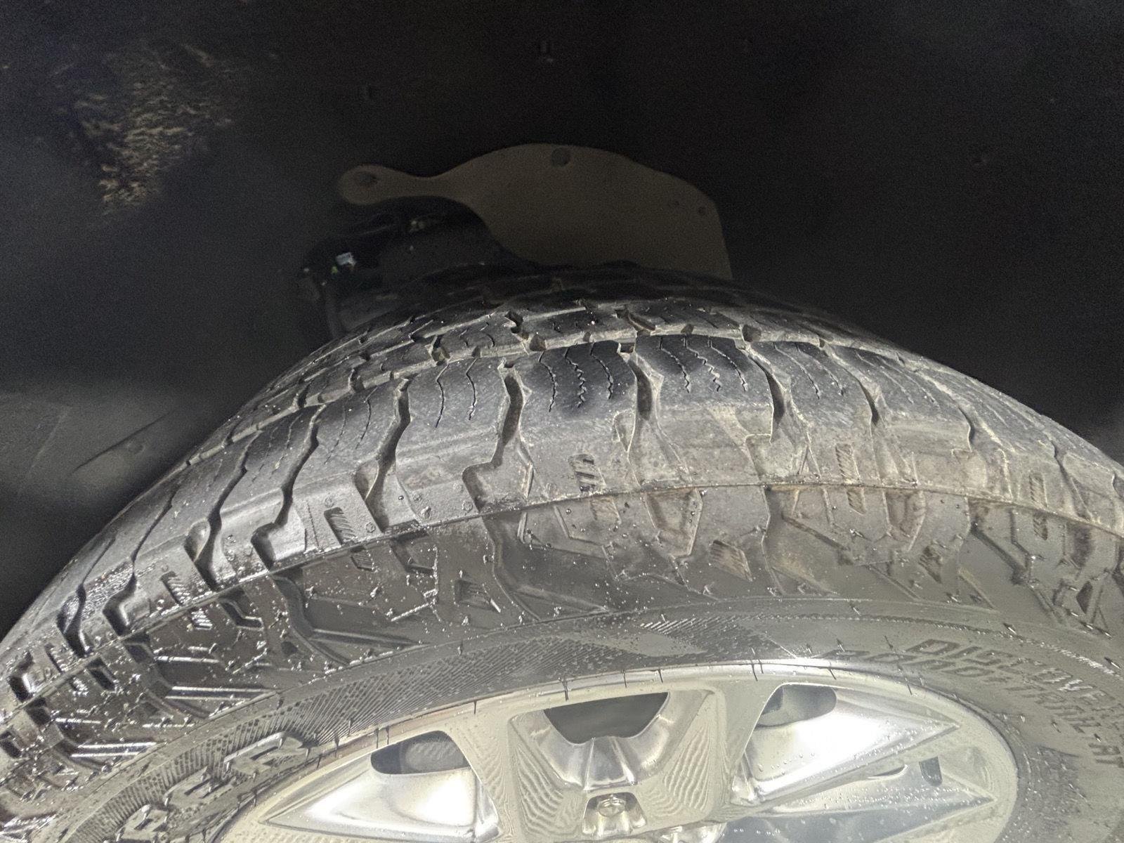 Used 2021 Antimatter Blue Ford XLT image 11