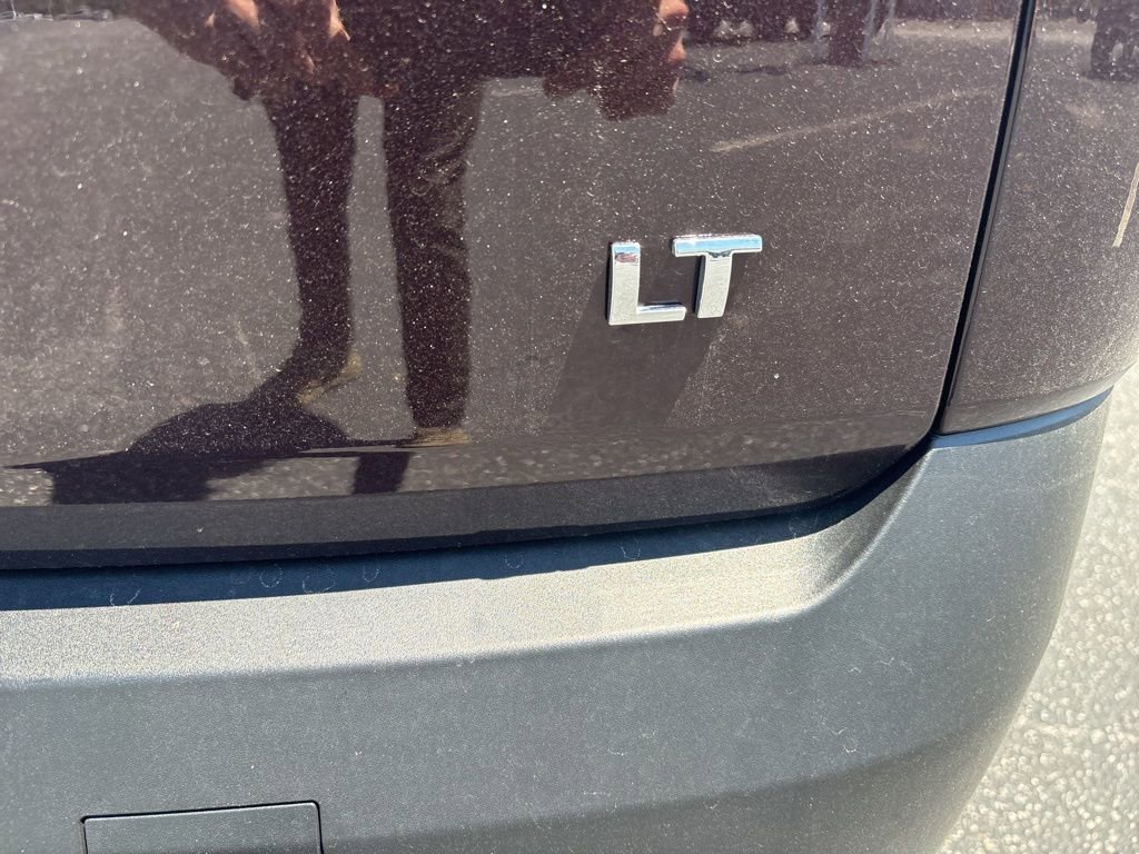 Used 2023 Black Cherry Metallic Chevrolet LT Cloth image 4